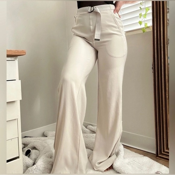 Nike Pants - NIKE City Ready Cargo Pants High Waist Wide Leg Flare Streetwear
